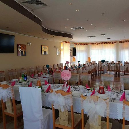 Pasja Hotel Квидзин Екстериор снимка