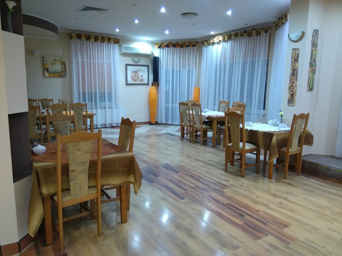 Pasja Hotel Квидзин Екстериор снимка